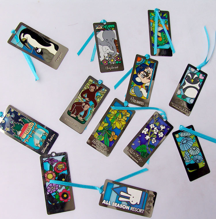 書（shū）簽徽章（zhāng）設計定（dìng）製