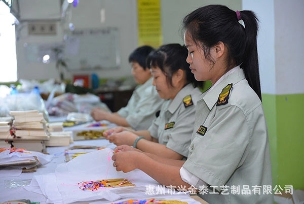 定製徽章紀念章定做工藝流程有哪些?