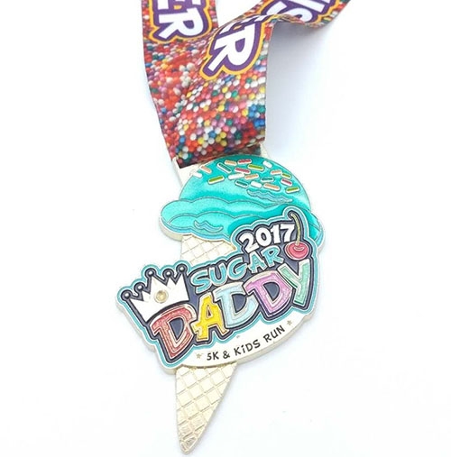 盤點以前（qián）年那些熱門馬拉鬆賽事（shì）的獎牌